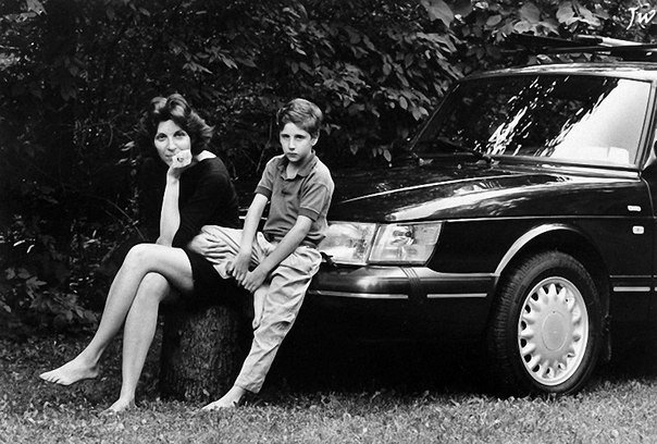 Вот так, на протяжении двадцати четырех лет, из года в год, фотограф Harry Wilks, фотографировал свою семью.