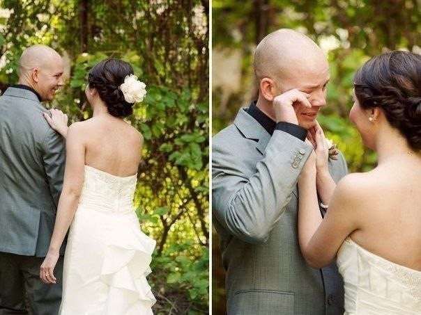 Очень трогательный момент, когда жених впервые видит невесту в день свадьбы)