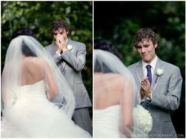 Женихи впервые видят своих невест в день свадьбы.